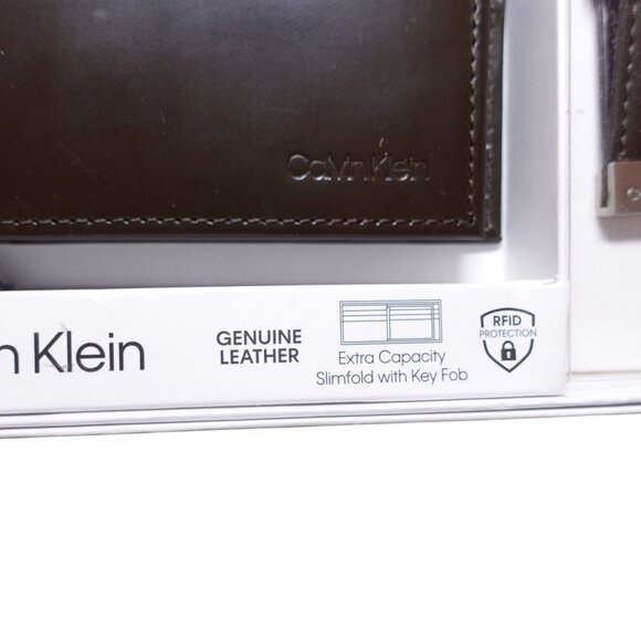 NIP Calvin Klein RFID Slimfold Extra Capacity Wallet With Key Fob Brown Leather - Picture 2 of 5